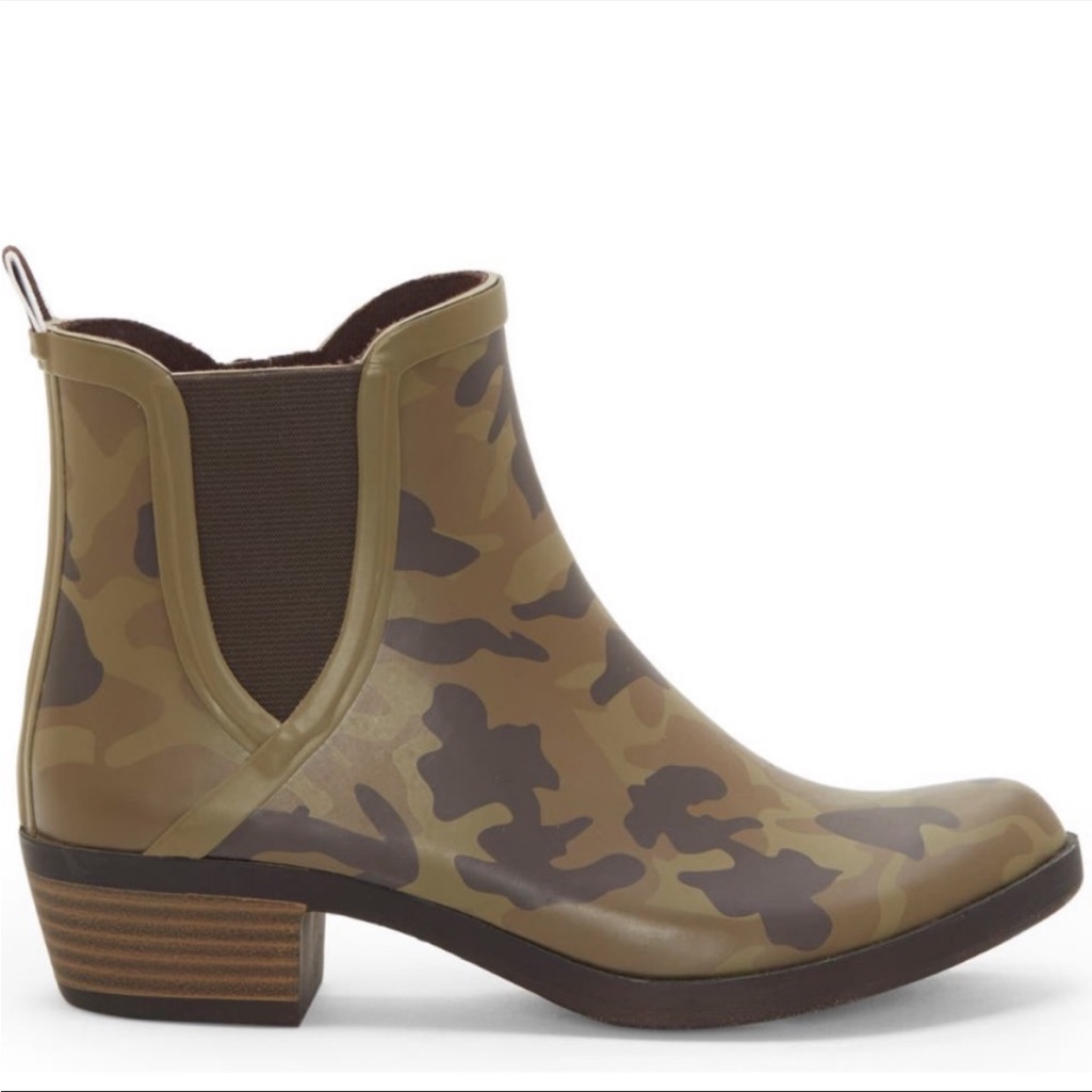 Lucky Brand Camo Print Basel H2o Chelsea Rain Boots Size 9